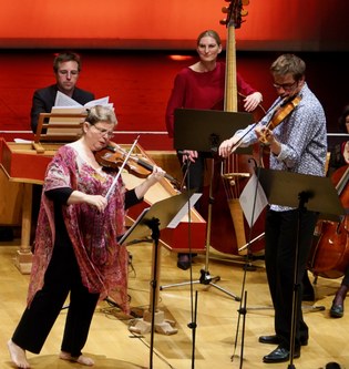 Maria Kubizek und David Drabek begeisterten unter dem Motto: Zwei Konzert-Meister? Keine(r) zuviel!