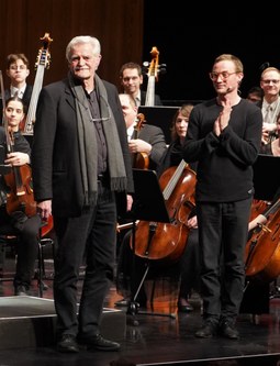 Der in Lindau lebende Komponist Nikolaus Brass freute sich nach der Uraufführung über die Zustimmung der Zuhörenden.
