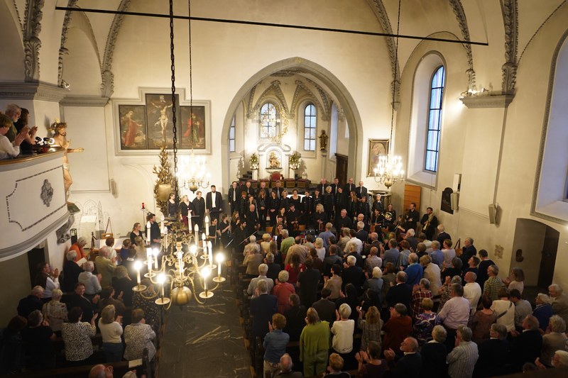 Die Uraufführung von „OmegAlpha" ist ein Markstein in der Geschichte der Basilikakonzerte Rankweil.