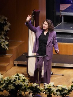 Paula Futscher wertete mit ihrer Moderation das Konzert auf.