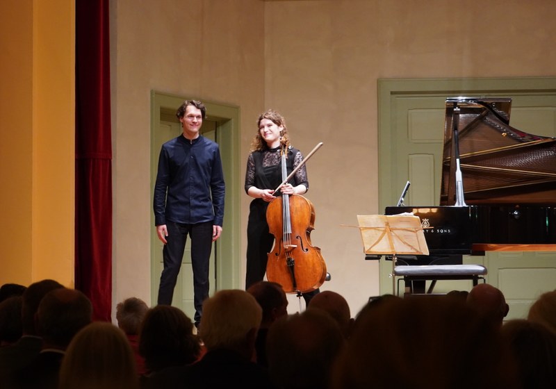 Über den stürmischen Applaus freute sich das sympathische Duo.