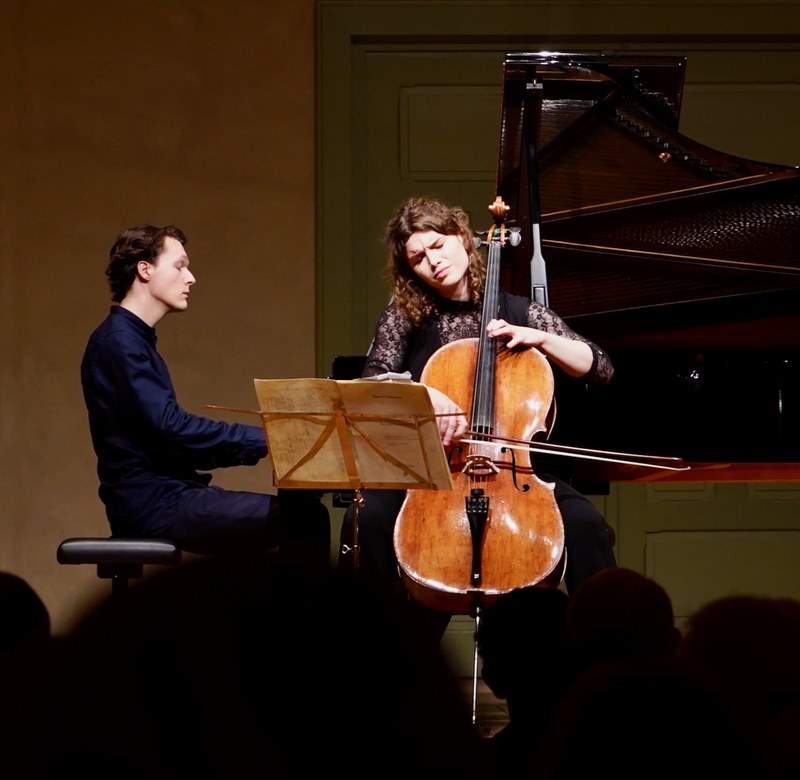 Julia Hagen und Lukas Sternath musizierten leidenschaftlich und mit großem Einverständnis.
