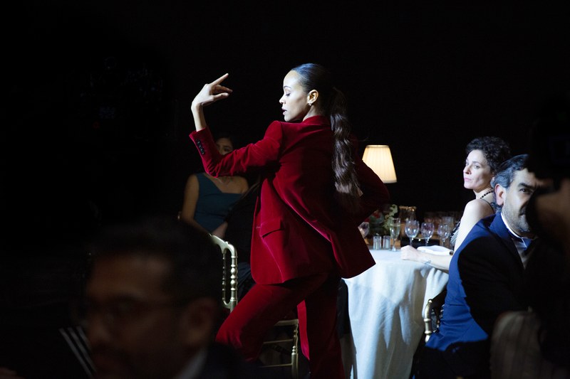 Starke Performance: Zoë Saldaña als singende Anwältin. (Foto: Neue Visionen/Wild Bunch)