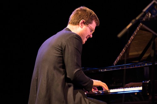 Pianist Philip Frischkorn, ... (Foto: Stefan Hauer)