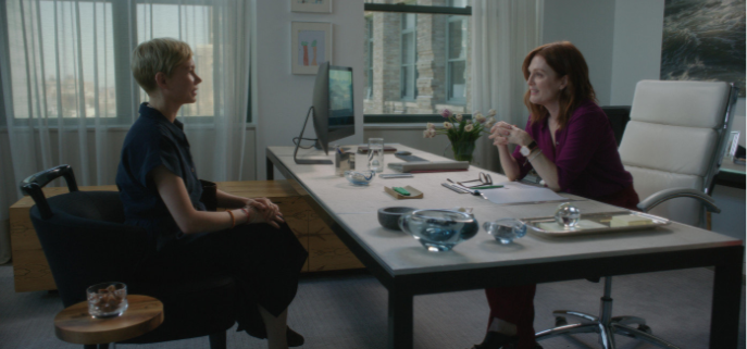 Julianne Moore im Chefsessel: eindrückliche Performance über die Härte einer Medienmanagerin, die mit der gleichen Konsequenz geschäftliche Entscheidungen trifft und Charity-Millionen verteilt.