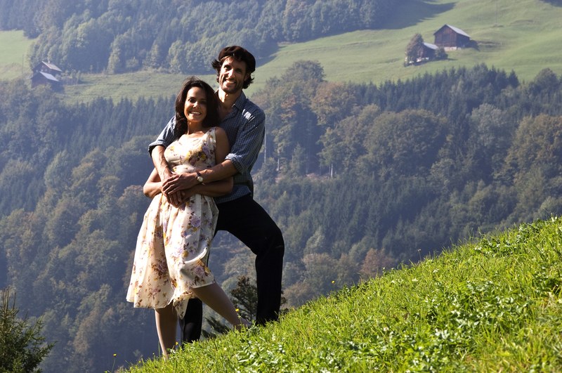 Leidenschaftliche Liebe zwischen Erna (Beatrice Bilgeri) und Eugenio (Jaron Löwenberg) ©Christian Schramm