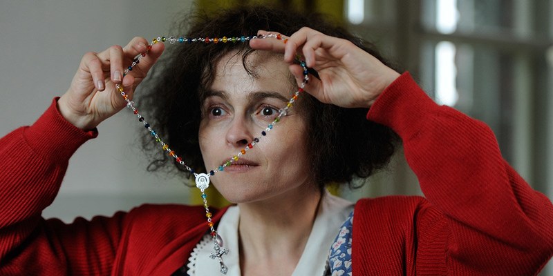 Exzentrisch: Helena Bonham Carter als quirlige Patientin.
