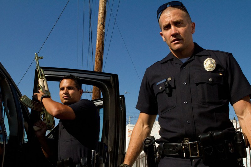 Jake Gyllenhaal und Michael Peña als Cops in South Central: keine besonderen Sympathieträger, aber wirkungsvoll bemüht um Authentizität.