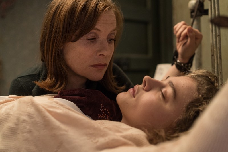 Stephen Frears taucht recht grobschlächtig aber keineswegs spannungsfrei eine nette Begegnung in einen Alptraum mit Horror-Anklängen. Der Star des Films Isabelle Huppert fühlt sich sichtlich wohl dabei.