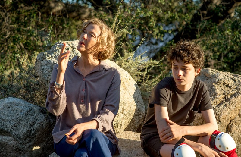 Mutter (Annette Bening) und Sohn, nicht von der gleichen Welt.