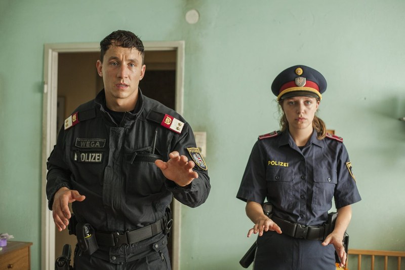 Cops (Stefan A. Lukacs)