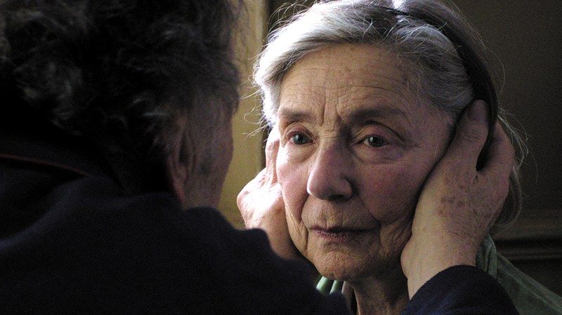 ... und Emmanuelle Riva. Beide überzeugen durch ihr glaubhaftes Spiel.
