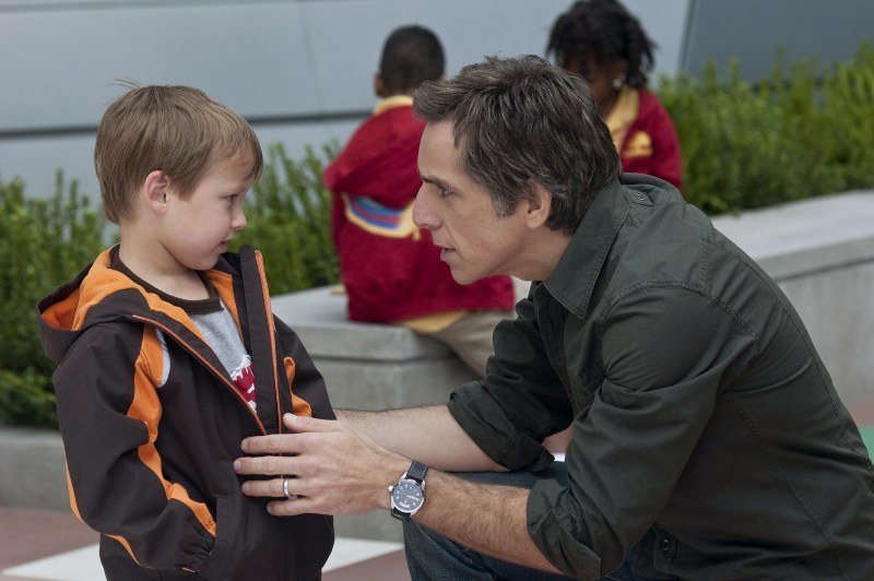 Die Focker-Familie hat Zuwachs bekommen: Greg (Ben Stiller) und sein Sohn Henry (Colin Baiocchi)