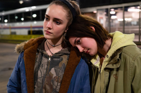 Meisterlich: Ein Film zweier Freundinnen, aber kein Buddy-Movie; Gender-Kritik, ohne sich pflichtschuldig an Männerfiguren abzuarbeiten; ein politisches Plädoyer ohne plakativ zu werden.