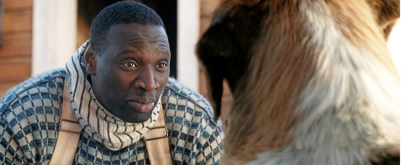 Mechanisch: Omar Sy, Schlittenführer und episodischer Begleiter, durch die Augen von Buck gesehen.