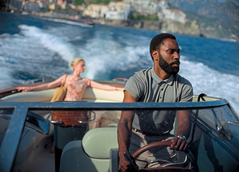 Motorbootfahrt mit Washington und Debicki: Nolan verbindet Genre-Elemente des Agentenfilms mit Anleihen an Science-Fiction.