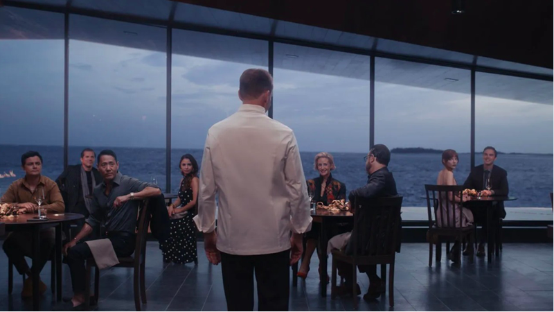 Düsteres Ambiente, erlesene Gäste. "The Menu" ist kein Film über die Kochkunst, sondern über die Emotion, die mitunter dahinter entstehen kann.