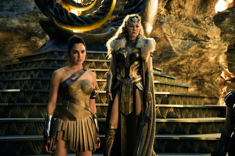 Goldener Schein: Regisseurin Patty Jenkins weiß von Stärken zu erzählen, die nicht unbedingt männlich besetzt sind.
