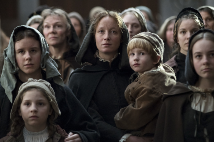 Predigten auf Deutsch: Vielleicht die zentralen Momente des Films und natürlich Zwinglis selbst: die Menschen erwachen.