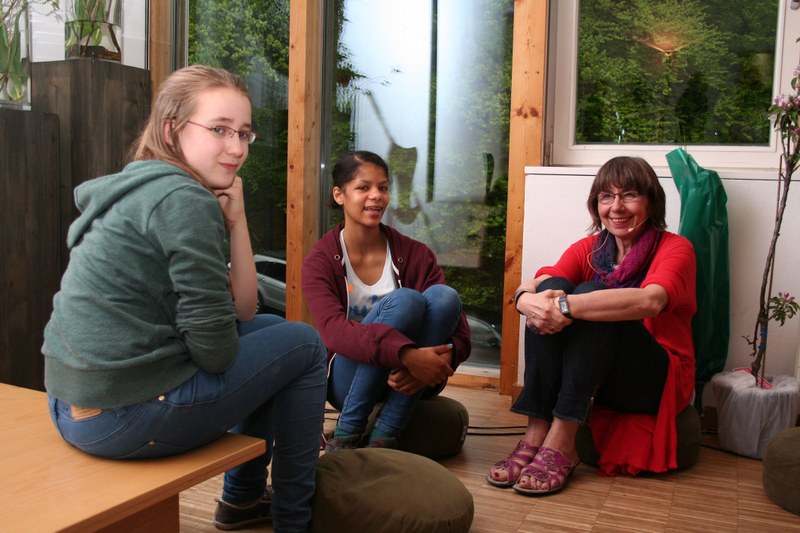 Alma, Jamilla und Margret Rasfeld – die drei Referentinnen aus Berlin (Fotos © Sonja Bettel)