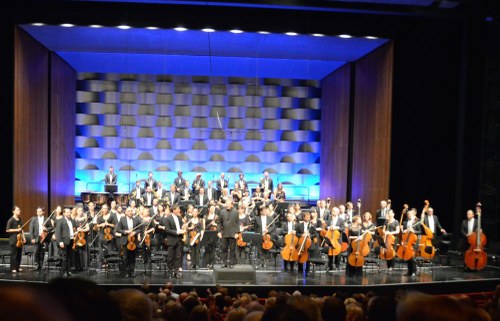 In großer Besetzung interpretierte das Orchester Brahms' 4. Symphonie.