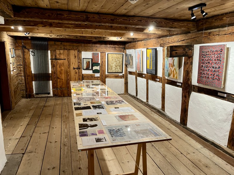 Blick in die Ausstellung im Küefer-Martis-Huus