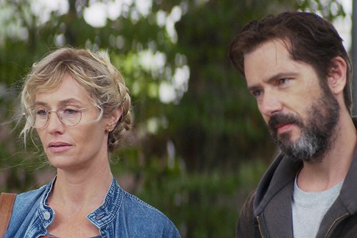 Jeanne (Cécile de France) kann ihren Ehemann Pierre (Melvil Poupaud) nicht halten. 