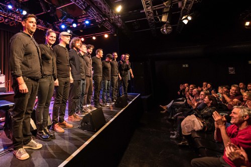 Das Jazzorchester Vorarlberg erntete am Dornbirner Spielboden für die Uraufführung von „Sonus Variegata“ begeisterten Applaus (Foto: Stefan Hauer)