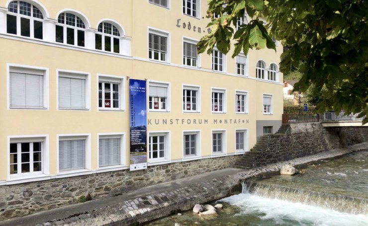Das 1996 gegründete Kunstforum Montafon (KFM) zeigt vorwiegend zeitgenössische österreichische Positionen der Bildenden Kunst. (Foto: KFM)
