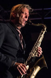 ... Daniel Erdmann ...