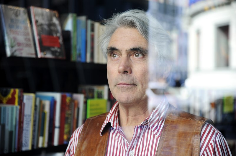 Rolf Steiner ist mit Dietmar Nussbaumer, dem Wirt des Gasthofs Krone in Hittisau, für das Programm der Handke Tage zuständig (Foto: Wieser Verlag)