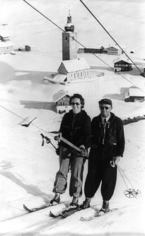 Ludwig Schneider, Leiter der Skischule Lech, und Ehefrau Ida, geb. Elsensohn  © Sammlung Fritz Schneider, Lech am Arlberg (Nachlass Ludwig Schneider)