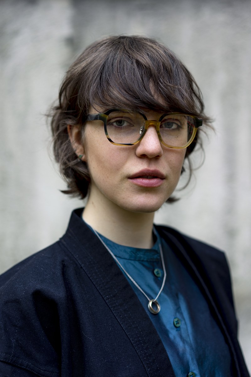 Die junge Wienerin Helene Proißl erhielt den Förderpreis für ihren sehr poetischen Text über eine außergewöhnliche Urlaubserfahrung (© Josefin Sternbauer)