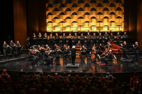 Masaaki Suzuki mit Orchestra und Choir of the Age of Enlightenment im Festspielhaus Bregenz (Foto: Udo Mittelberger)