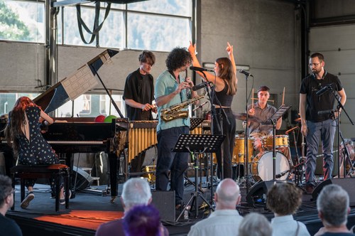 ... für das sechsköpfige Ensemble Mutante (Foto: Stefan Hauer)