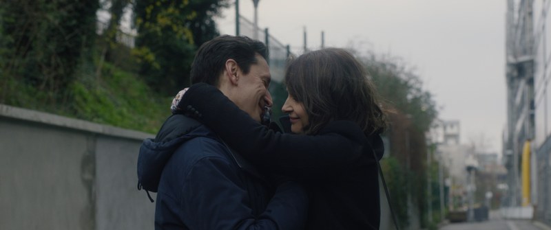 Etwas von der alten Liebe bleibt immer übrig: François (Grégoire Colin) und Sara (Juliette Binoche) waren früher ein Paar. 