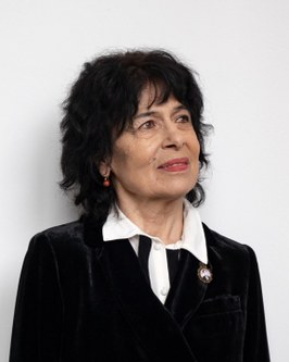 Monika Helfer – eine Künstlerin des Weglassens und Aussparens. (© Sabine Lohmüller)