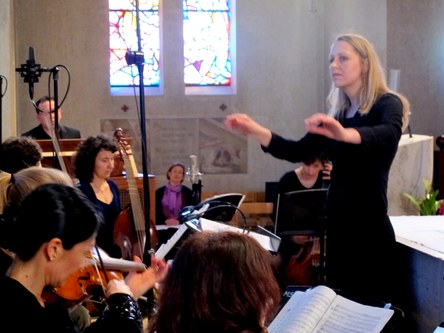 Die 30-jährige studierte Kirchenmusikerin Julia Rüf aus Dornbirn hat als Dirigentin dem „Collegium Vocale“ neue Impulse vermittelt.