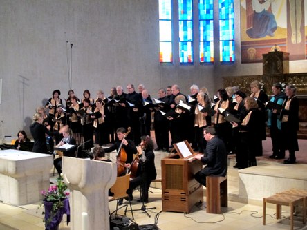 30 Sängerinnen und Sänger aus Lustenau und der Region bezeichnen sich als Amateure, sind zum Jubiläum aber teils in den Profibereich vorgestoßen.