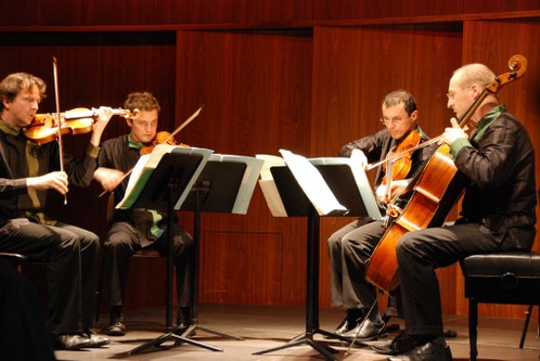 Das "Österreichische Ensemble für Neue Musik" bot eine dichte Werkdeutung
