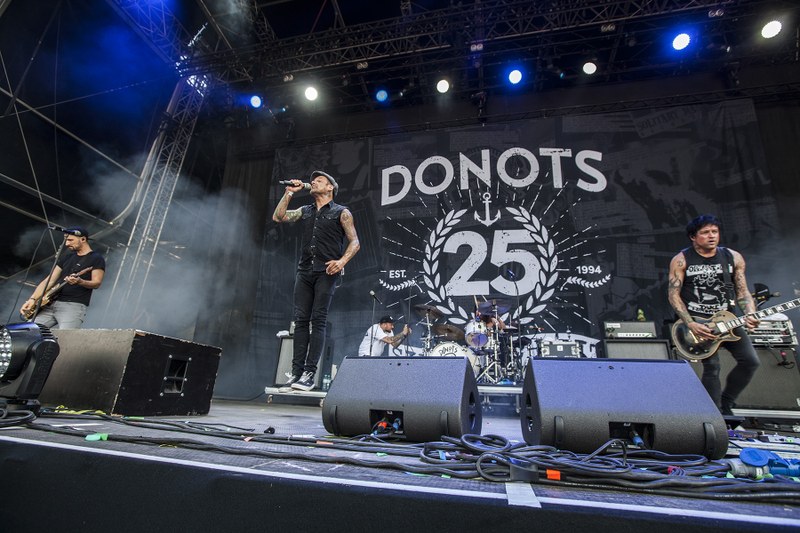 Über 50 Live-Acts und DJs auf zwei Bühnen