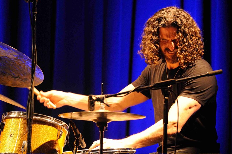 Einen Sonderapplaus für die Programmierung von Peter Madsen's 60th Birthday Party Weekend verdient Spielboden-Jazz-Kurator Alfred Vogel, der am Freitag beim CIA Trio auch selbst mitgespielt hat