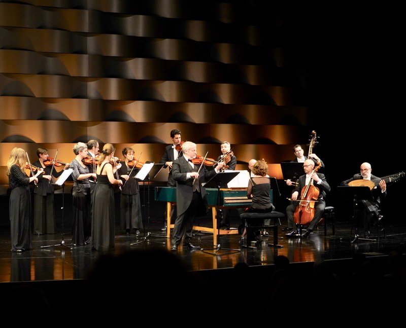 Fabio Biondi und "Europa Galante" eröffneten die Bregenzer Meisterkonzerte mit Barockmusik.