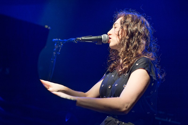 Tief in ihre Songs versunken: Regina Spektor (Alle Bilder: Matthias Rhomberg)