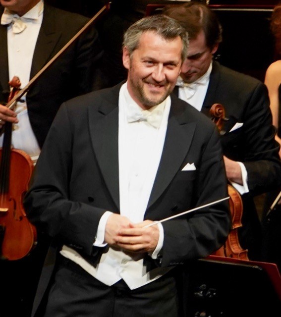 Markus Poschner und das Orchestra della Svizzera Italiana boten beim vorletzten Abonnementkonzert von "Dornbirn Klassik" mit zwei Beethoven-Symphonien ein erfrischendes Konzerterlebnis