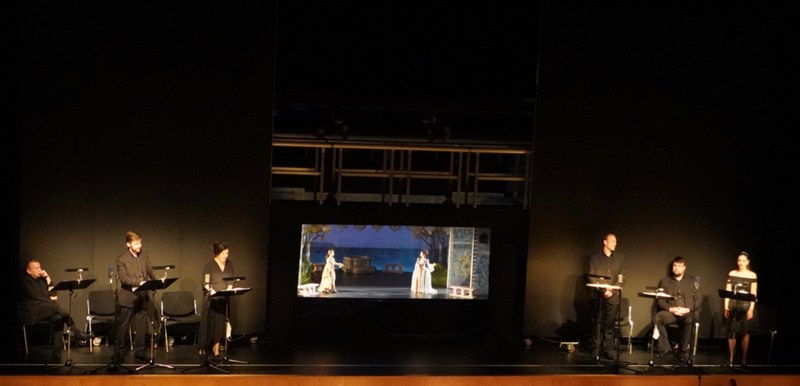 Die Solistinnen und Solisten Gloria Rehm (Konstanze), Theodora Raftis (Blonde), Daniel Johannsen (Belmonte), Michael Feyfar (Pedrillo) und Martin Summer (Osmin) füllten ihre Rollen hervorragend aus.