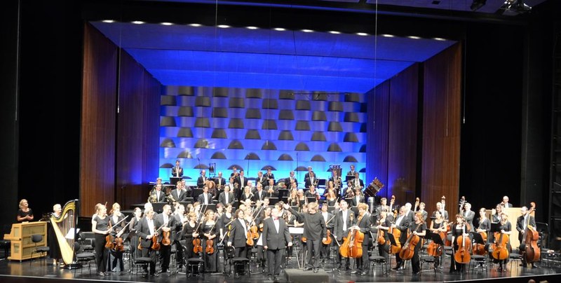 Die MusikerInnen des Symphonieorchesters Vorarlberg, Gérard Korsten und Detlev Glanert freuten sich über die große Zustimmung des Publikums.