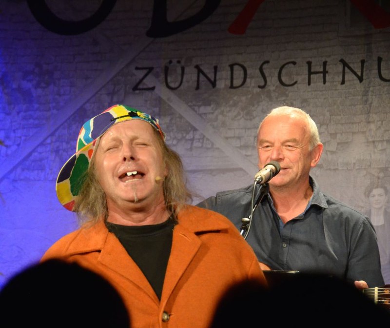 Einen Zornanfall wie er im Buche steht, führte Mike Moosbrugger auf der Bühne auf.