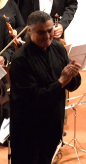 Seit 2011 leitet Robert Bokor das Kammerorchester.