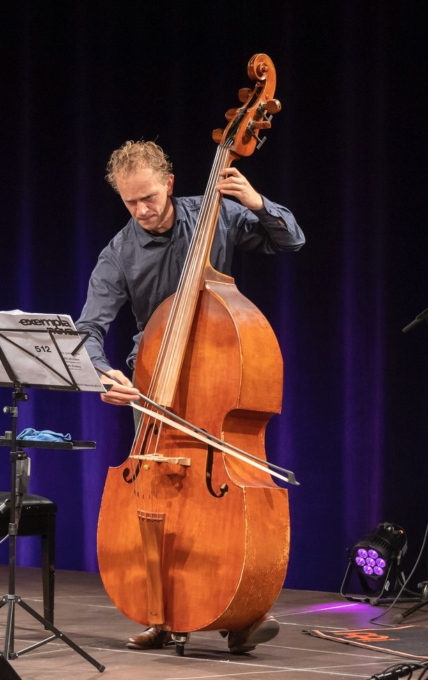 Nikolaus Feinig ist der Preisträger des Vorarlberger Kulturpreises 2022. Mit Werken von Sofia Gubaidulina und György Kurtág überzeugte er die Jury. (Fotos: Maurice Shourot)